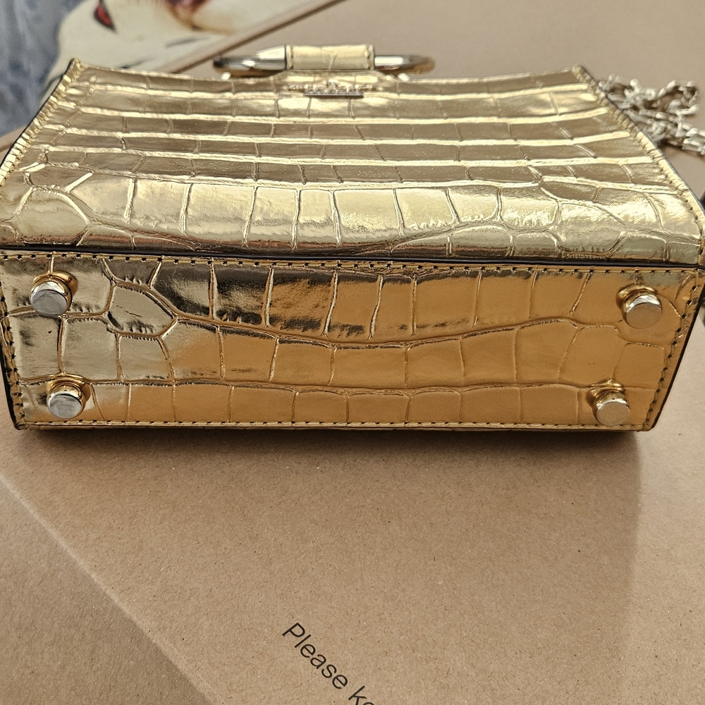 Kate Spade Gold Croc-Embossed Women's Bag - Picture 4 of 6